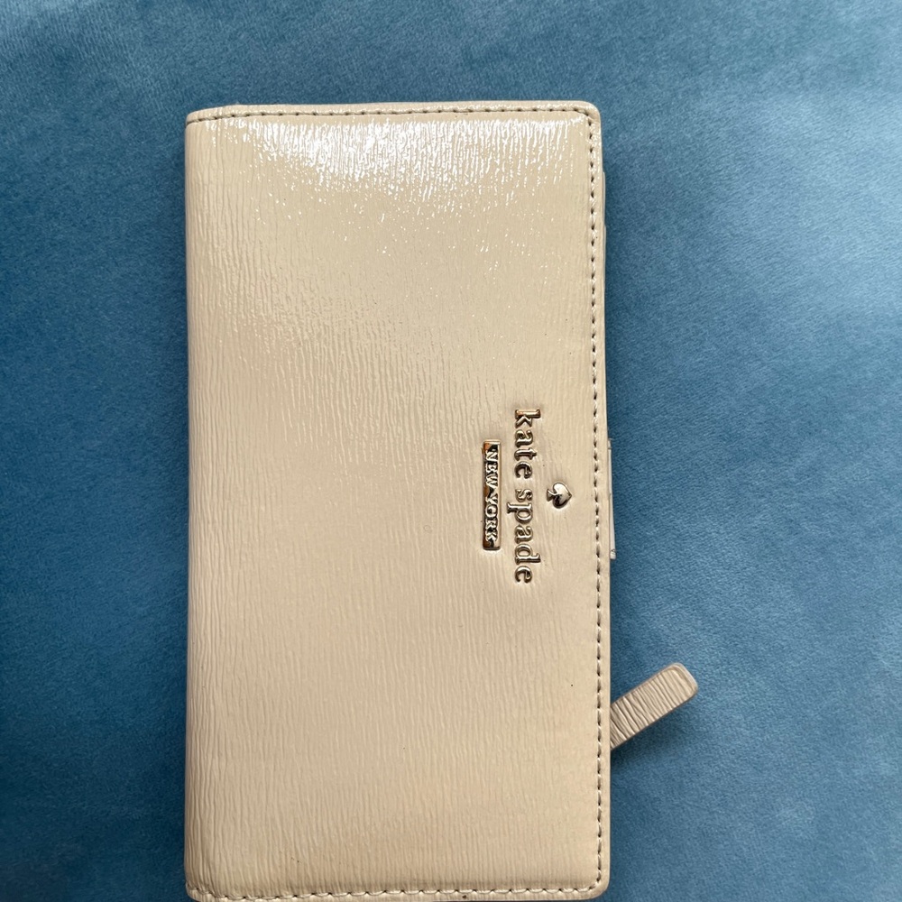 Kate Spade Beige Wallet